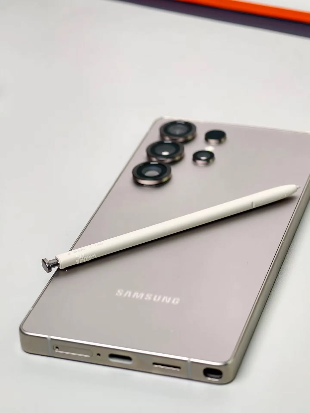 Samsung Galaxy S25 Ultra with S Pen